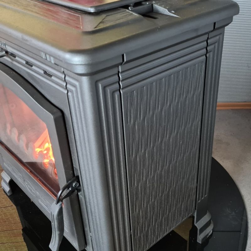 Peisovn Tena med kokeplata 9,5kW støpejern