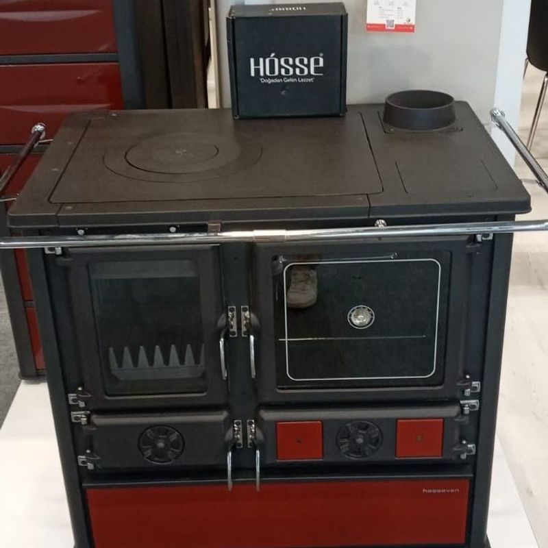 Vedkomfyr 4035 8,86 kW Rød